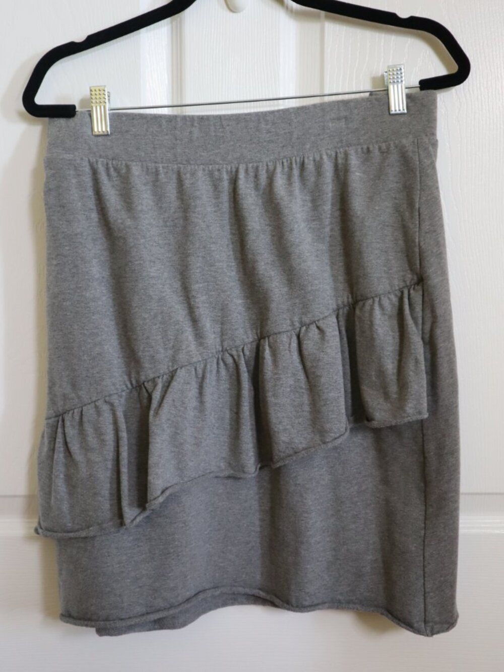 Torrid Skirt Asymmetrical Ruffled Jersey Knit Gray Knee Length Plus Sz 4 4x